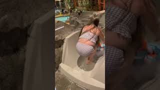 Pregnant at the hotel waterslides🤰 ⚠️GONE WRONG⚠️🙈😂 #dayinthelife #pregnant #pregnancy