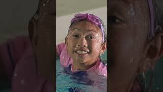 Watch Kayla swim along with a Momma Tsintaosaurus! @DinoKids