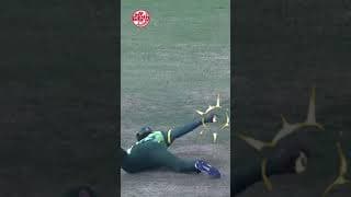 Chris Gayle amazing catch at Slips