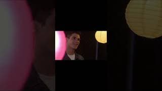 Por circunstancias de la vida, Sonia sale de su pueblo para huir de un narcotraficante