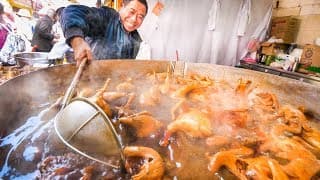 Extreme Chinese Street Food - JACUZZI CHICKEN and Market Tour in Kunming! | Yunnan, China Day 4
