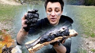 JE FAIS CUIRE DU POISSON DANS LA BOUE !