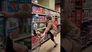 Nouvelle tendance pour faire ses courses 🔥 #shorts #short #shortsca