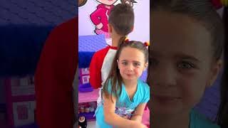 who knew cleaning can be so fun #shorts #deedeeshow #kidshsorts #challengeshorts #kidschallenge