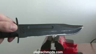 Dry ice FARTS when you cut it