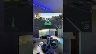 I raced with one hand while eating 😂