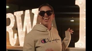 Marwa Loud - Tu peux parier (Clip Officiel)