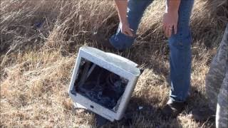 SPAS-12 vs Computer Monitor (Franchi LAW-12)