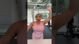 Bodybuilder vs. Runner WHO IS FASTER? #shorts