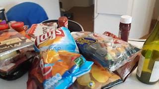 KENNY M’ACHÈTE DES SAUCISSE DE PORC A AUCHAN