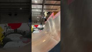 Pour une fois que je met un casque… 😮