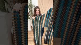 Easy and Cozy Crochet Garment - One Piece Construction #crochetwear #crochetpattern #crochetaddict