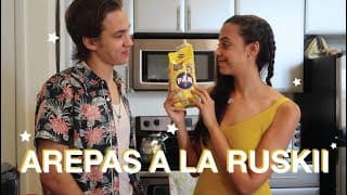 Mi novio RUSO me cocina arepas VENEZOLANAS | Cocinando con mi novio