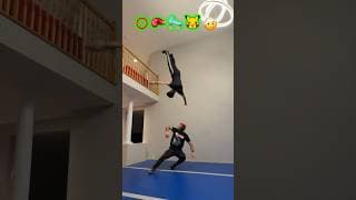 Parkour With Emojis Pt 4 ⭕️🥊🛼🤕