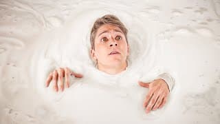 КАК ВЫБРАТЬСЯ ИЗ НЕНЬЮТОНОВСКОЙ ЖИДКОСТИ?