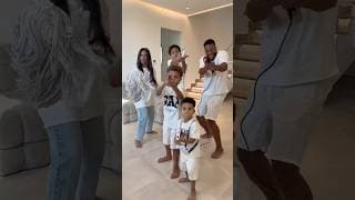 Avec nos accessoires de maison 😂 #famille #humour #familytime