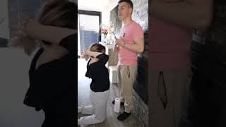 faut ramener régulièrement la cheminée et bien nettoyer la vitre #humour #couple