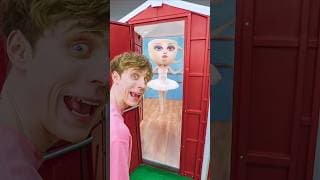 When the toilet occupied! 😩🚽