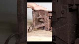 Removing a stuck key !