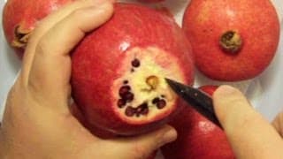 أسهل طريقه لتقشير الرمان