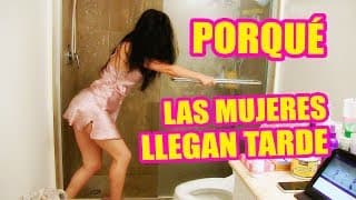 Porque las Mujeres llegan Tarde... Cosas que hacen las Mujeres en el Baño - SandraCiresArt
