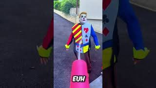 Un Clown veut prendre mon frère ! 🤡