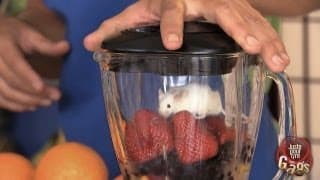 La souris dans le blender à jus