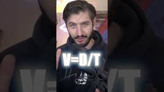 Motard fou, la police calcule : 300km/h ? Pas si sûr ! #shorts