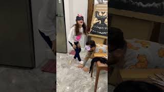 İLK KİM KAZANACAK ÖYKÜ İLE GÖZLER KAPALI WEDNESDAY TAMAMLAMA CHALLENGE
