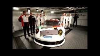 Porsche Unveil the 911 RSR
