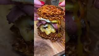 2x Spicy Ramen Burger ASMR