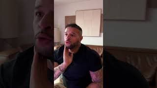 Je regardais notre vidéo de mariage