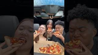 Someone was really hungry👀 #couple #couples #sister #sisters #foodie #foodlover #food #trend #fun