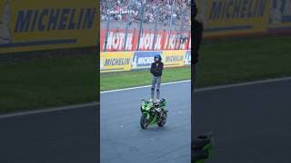 Standing ovation 👏 #motogp