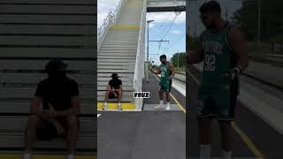 Expérience sociale : Partie 2 NinoLeMalouOFF 🐺 Heureusement que Nino a un bon odorat 😨😨 #shorts