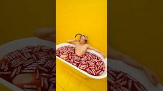 Маша не любит Кит-Кат!