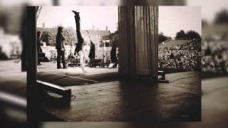 Leonard Cohen - 'Can't Forget : A Souvenir of the Grand Tour' Behind The Scenes