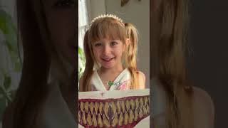 怖い口のタトゥーを持つ少女 #viral #shorts
