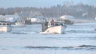 BATEAUX AU GOULET DE VAL COMEAU - MATIN OUVERTURE DE LA PÊCHE 2013