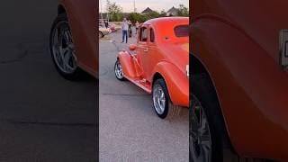 Pick your Flavor: Orange or Red