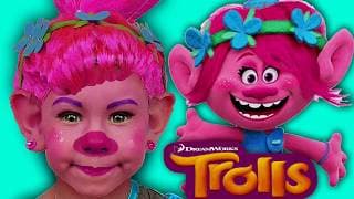Alice Smile playing with the doll and magic transform into Poppy troll